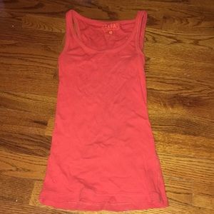 Delia’s orange tank top